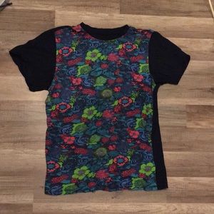 Bevel Floral T-Shirt Medium (NWOT)